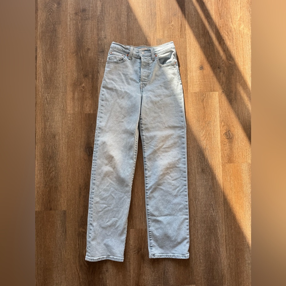 Levi’s Ribcage Straight Jeans